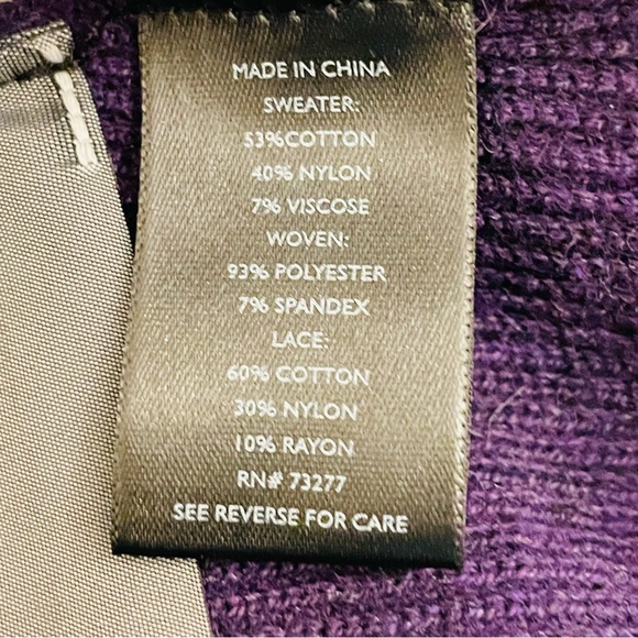 NWT Vera Wang petite medium lace sweater - Picture 10 of 10